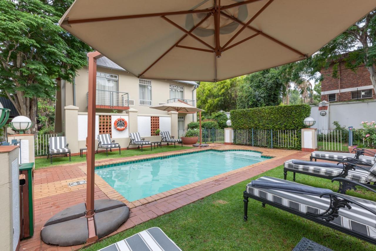 Courtyard Hotel Arcadia Pretoria-Noord Exterior foto