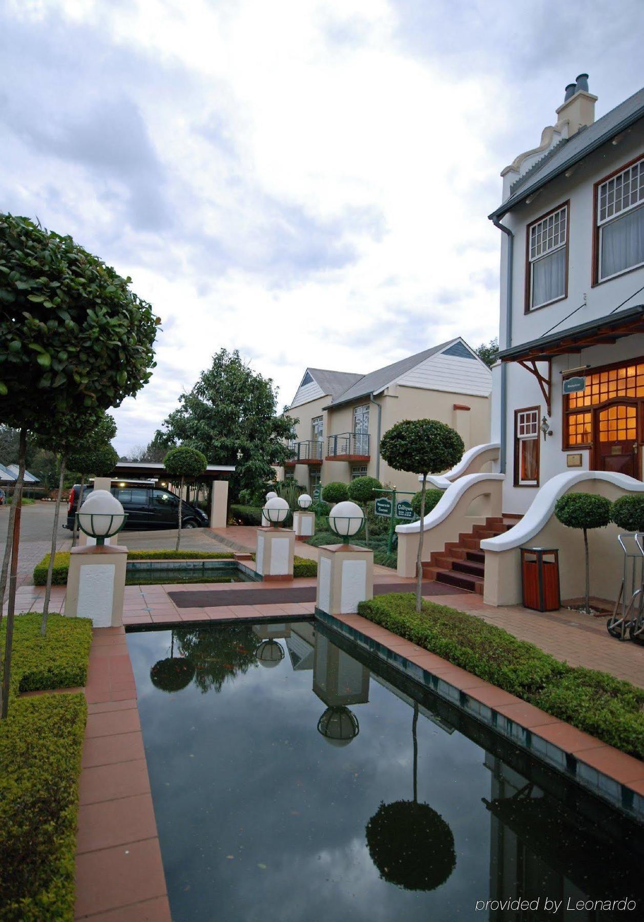 Courtyard Hotel Arcadia Pretoria-Noord Exterior foto